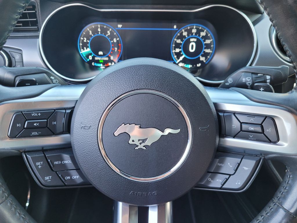 2018 Ford Mustang Image 24