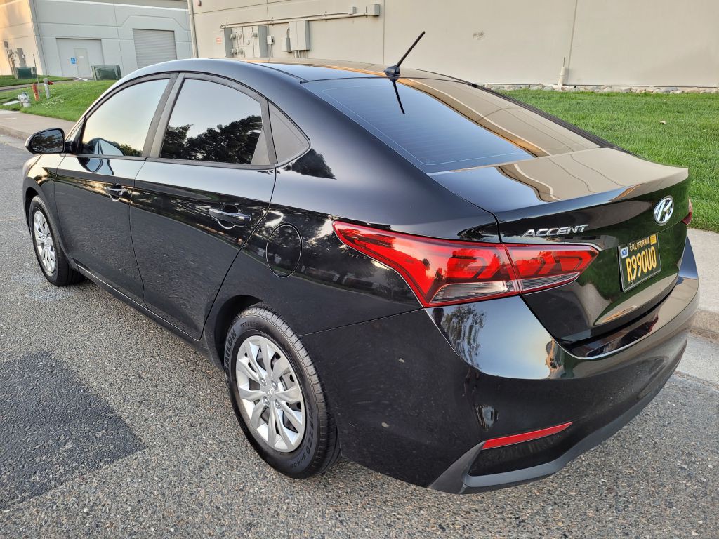 2018 Hyundai Accent Image 4