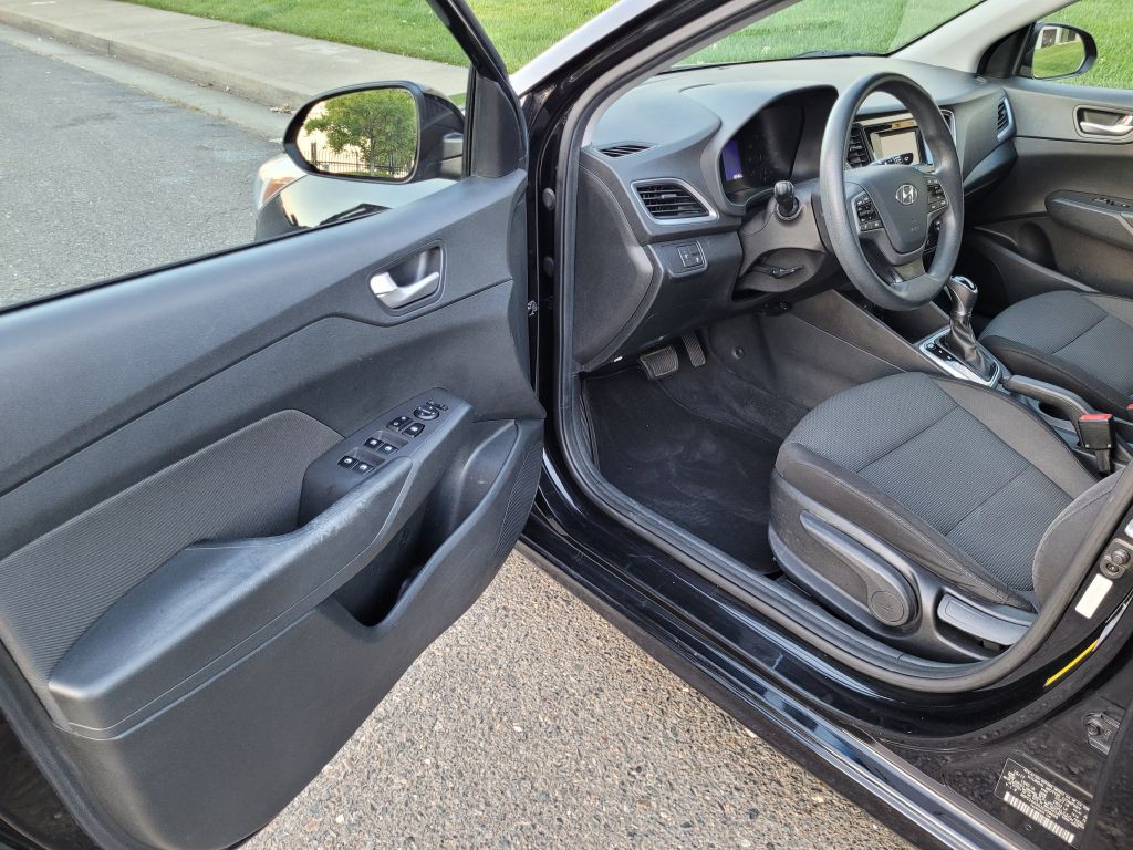2018 Hyundai Accent Image 7