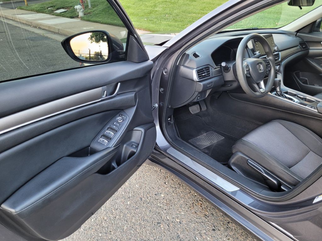 2018 Honda Accord Image 7