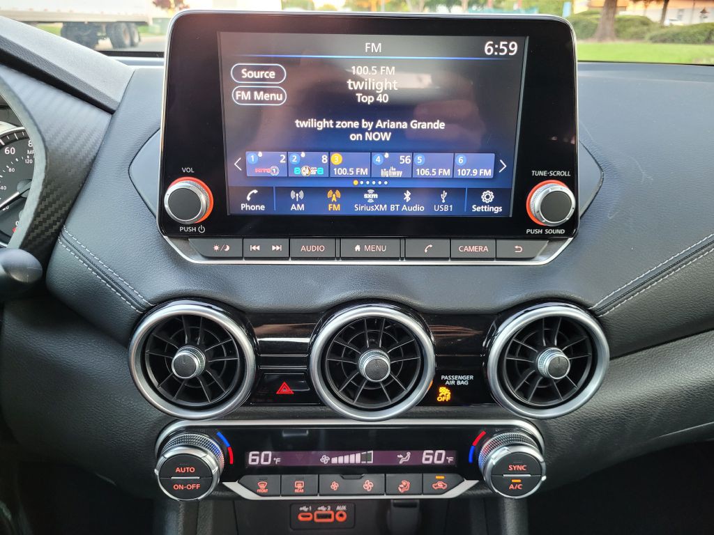 2021 Nissan Sentra Image 16