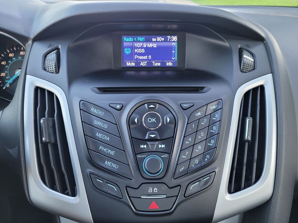 2013 Ford Focus Image 16