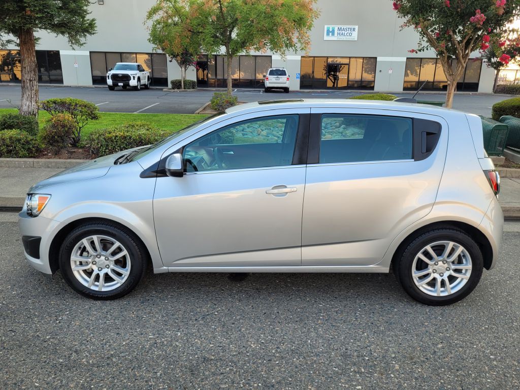 2015 Chevrolet Sonic Image 8