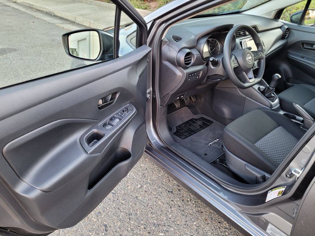 2024 Nissan Versa Image 8