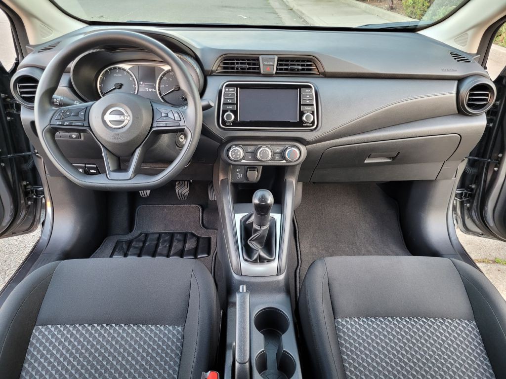 2024 Nissan Versa Image 11