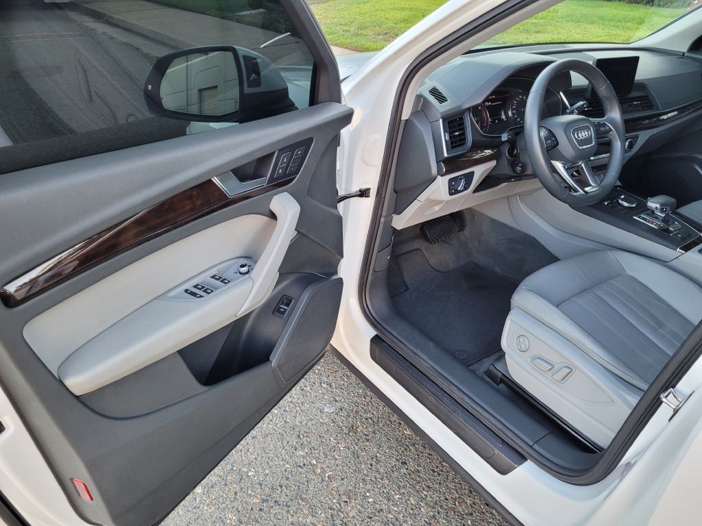 2019 Audi Q5 Image 9