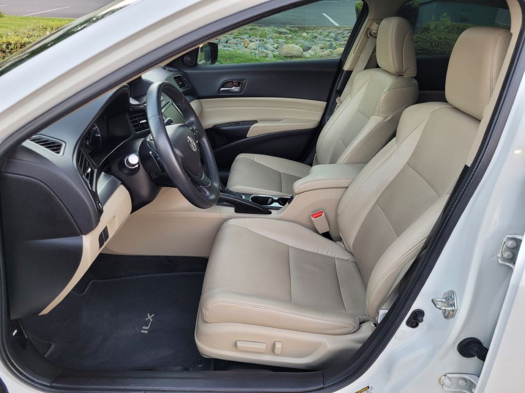 2018 Acura ILX Image 10