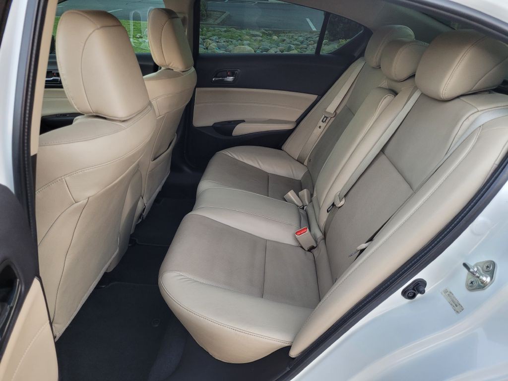 2018 Acura ILX Image 11