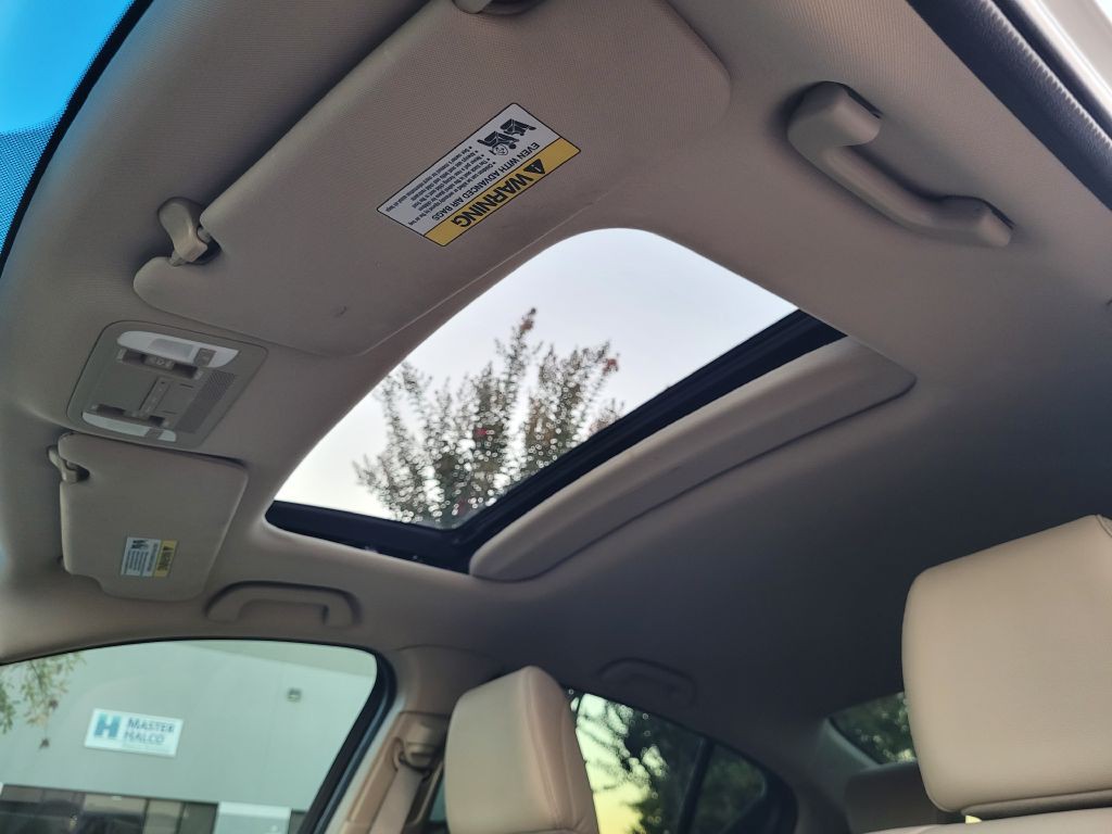 2018 Acura ILX Image 16