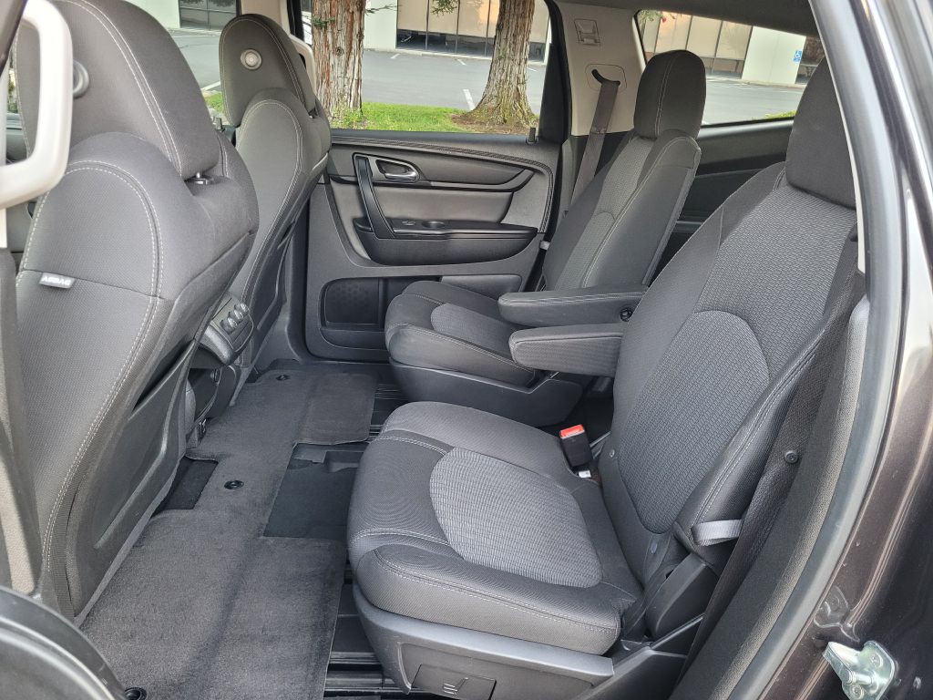 2016 Chevrolet Traverse Image 11
