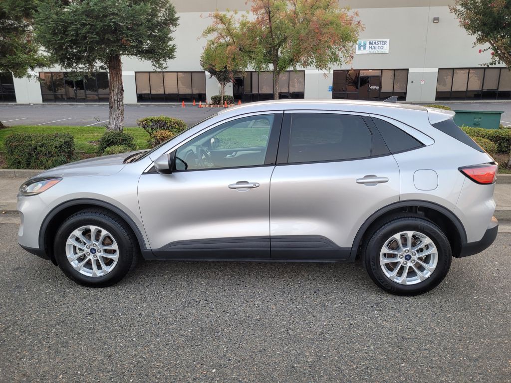 2020 Ford Escape Image 8