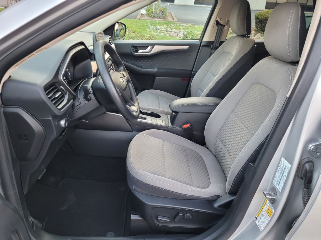 2020 Ford Escape Image 11