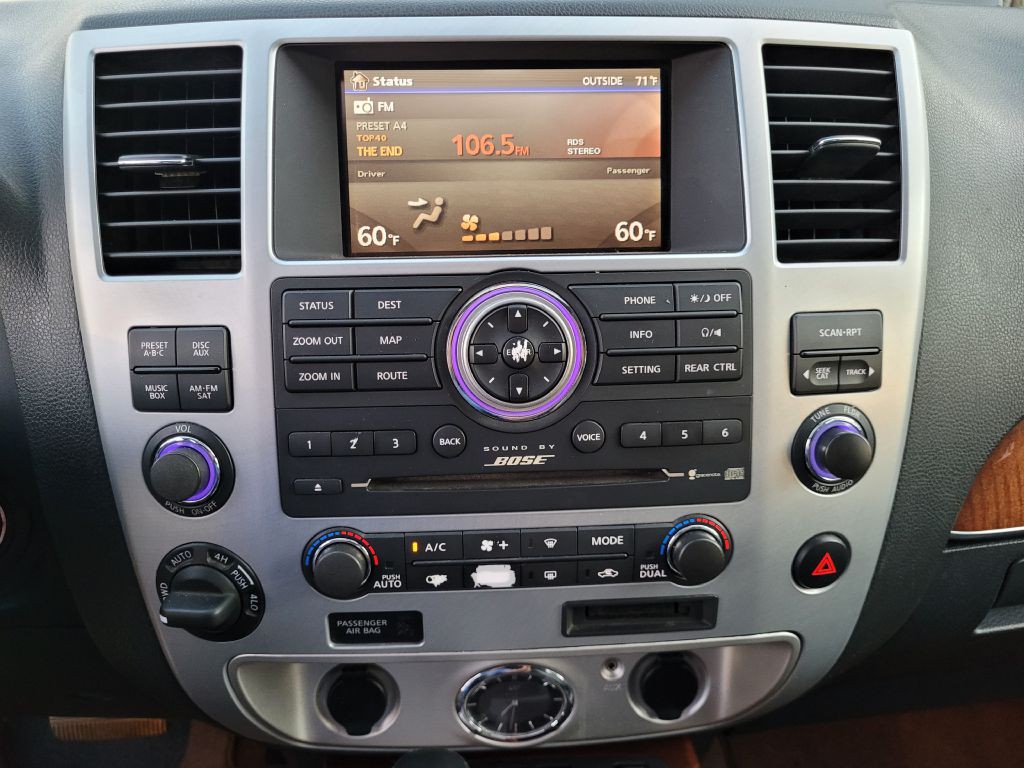 2010 INFINITI QX56 Image 21