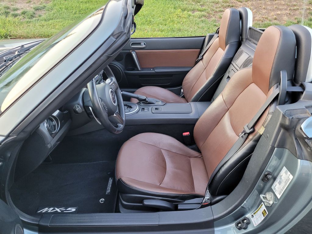 2013 Mazda MX-5 Miata Image 11
