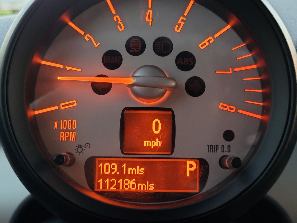 2012 MINI Cooper Image 22