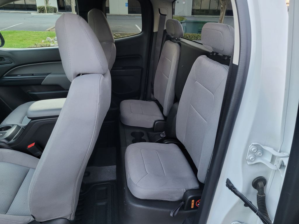 2016 Chevrolet Colorado Image 12