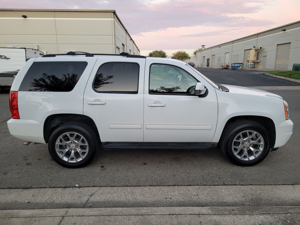 2011 GMC Yukon Image 4