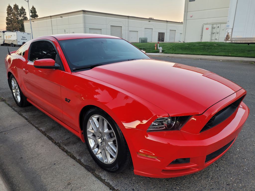 2014 Ford Mustang Image 3