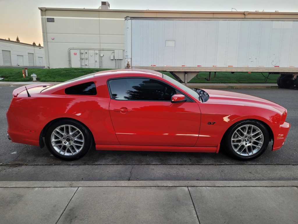 2014 Ford Mustang Image 4