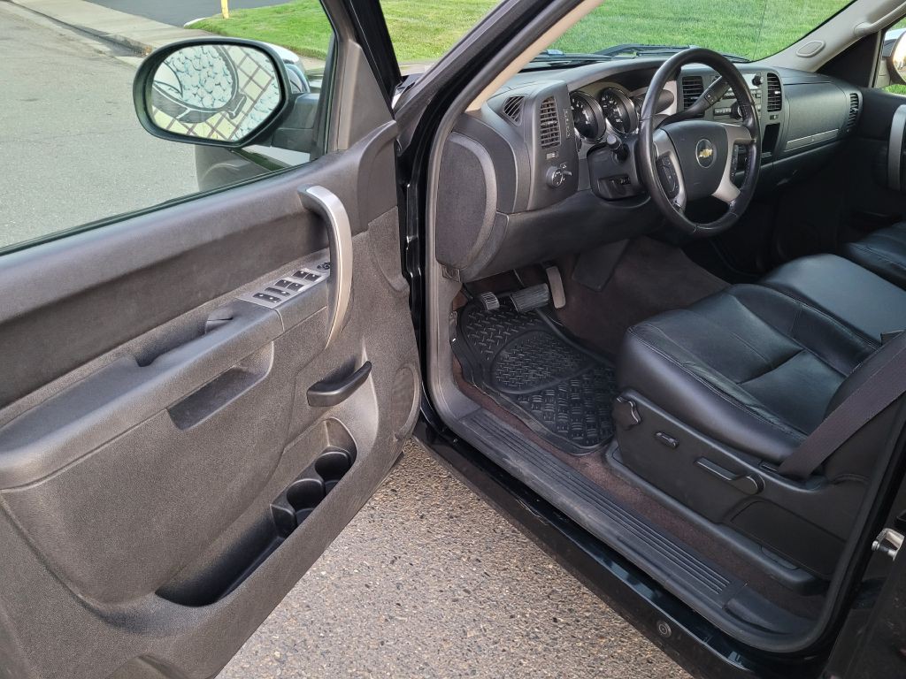 2011 Chevrolet Silverado 1500 Image 10