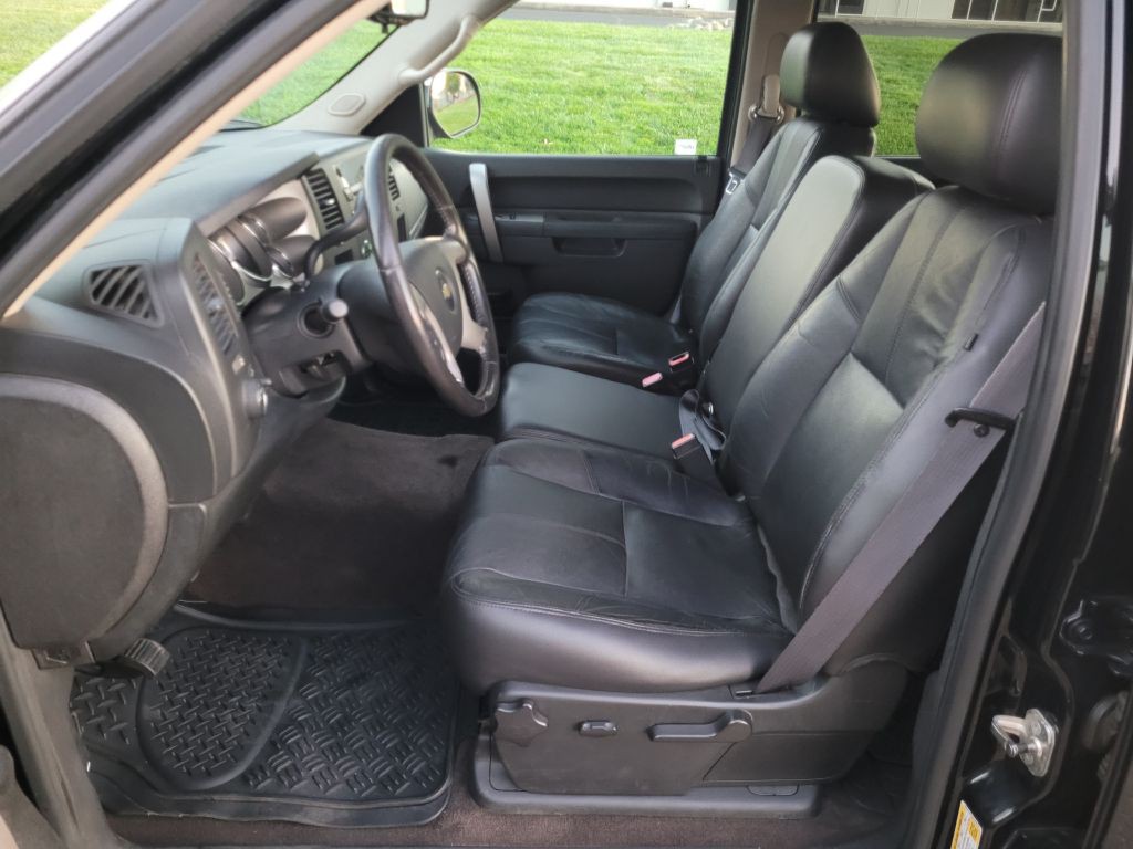 2011 Chevrolet Silverado 1500 Image 11