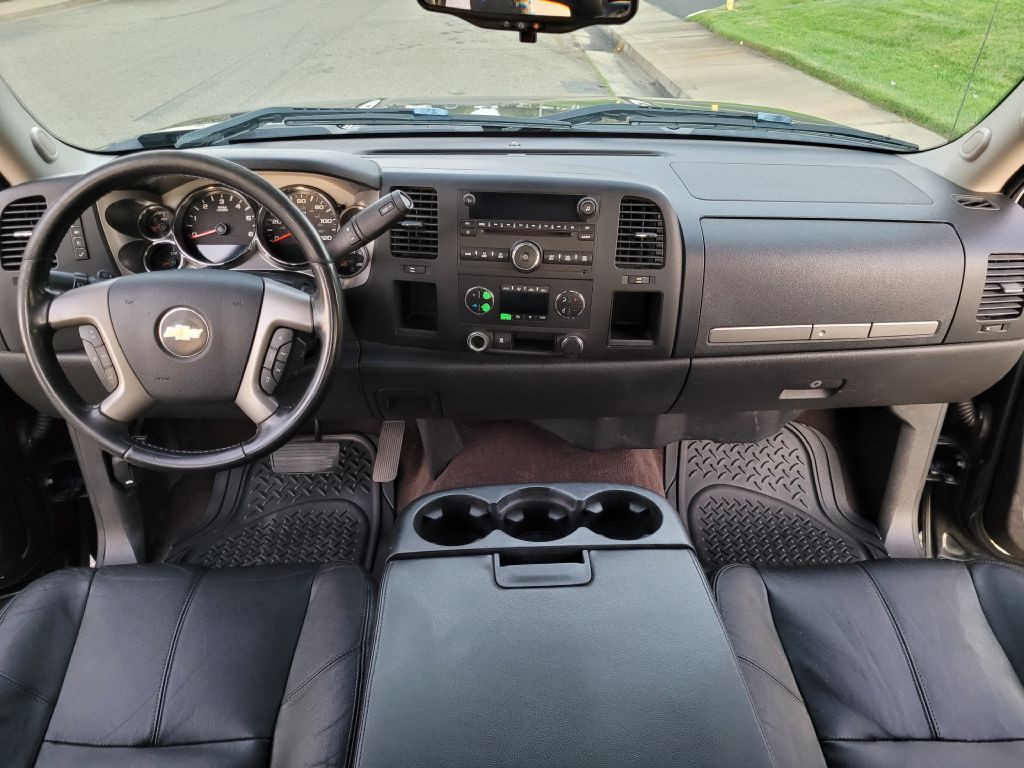 2011 Chevrolet Silverado 1500 Image 13