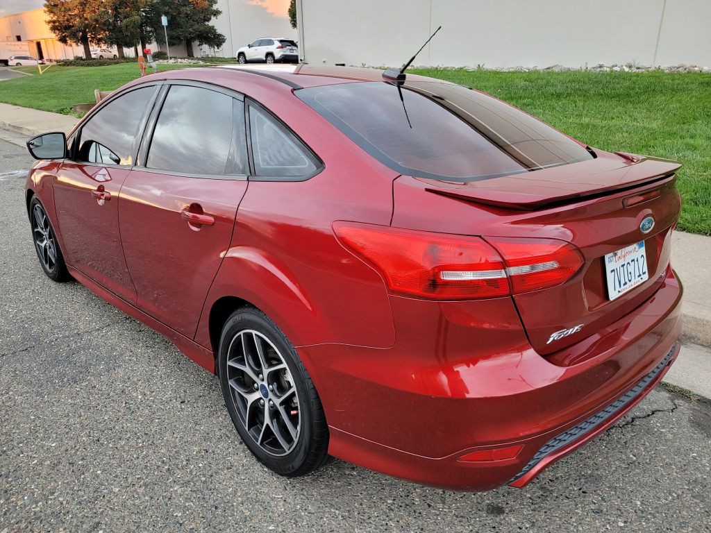 2016 Ford Focus Image 7