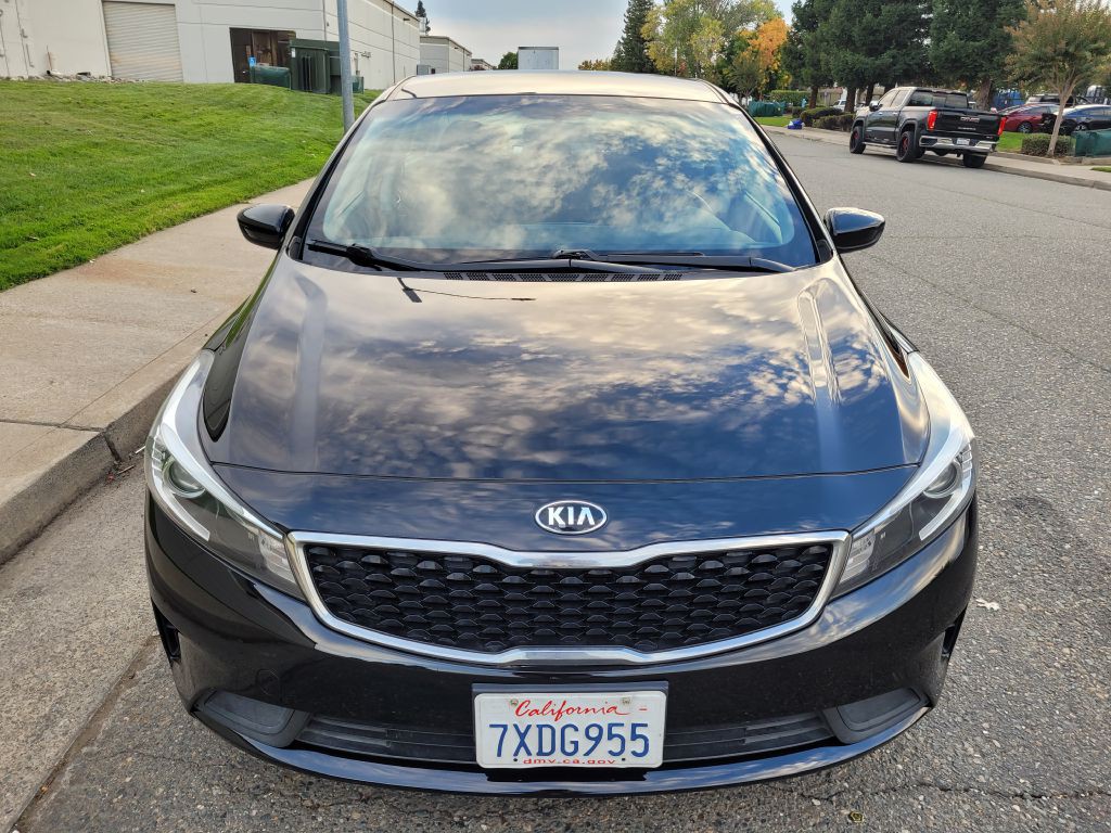 2017 Kia Forte Image 2