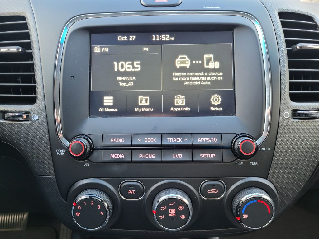 2017 Kia Forte Image 16