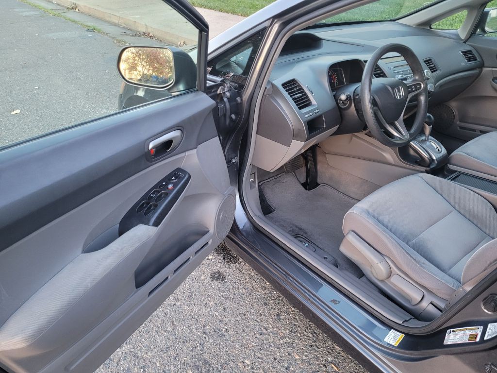 2010 Honda Civic Image 9