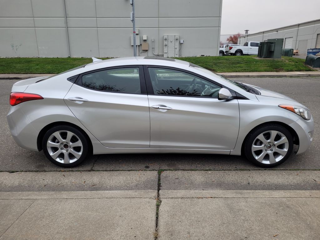 2012 Hyundai Elantra Image 4