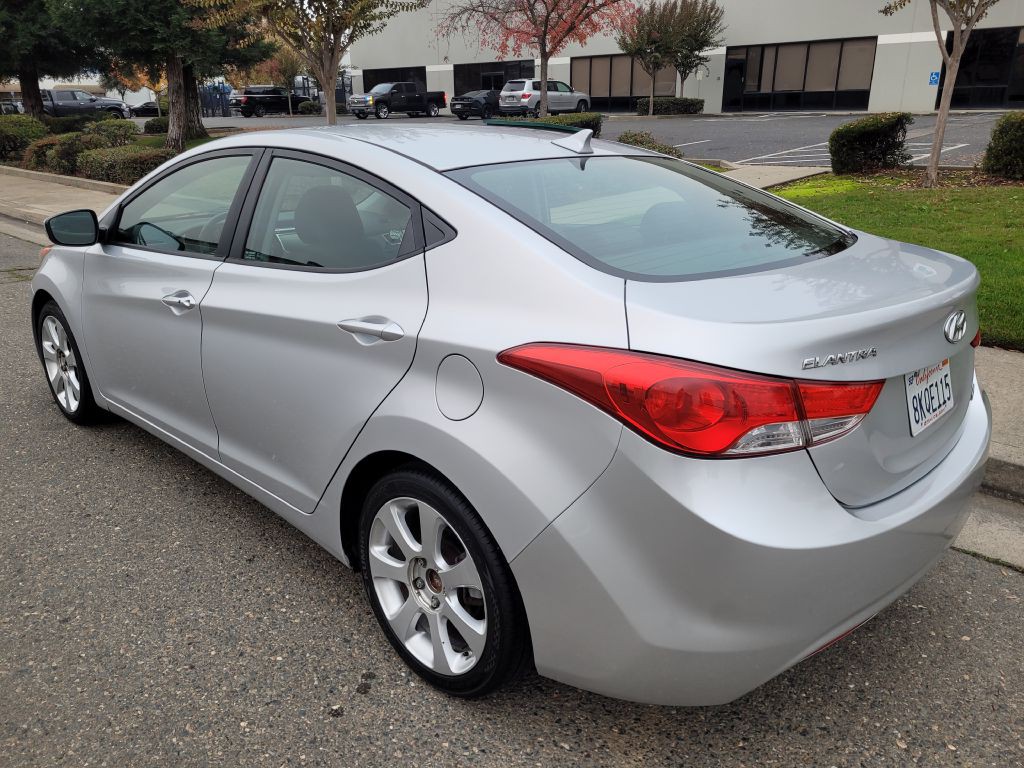 2012 Hyundai Elantra Image 7