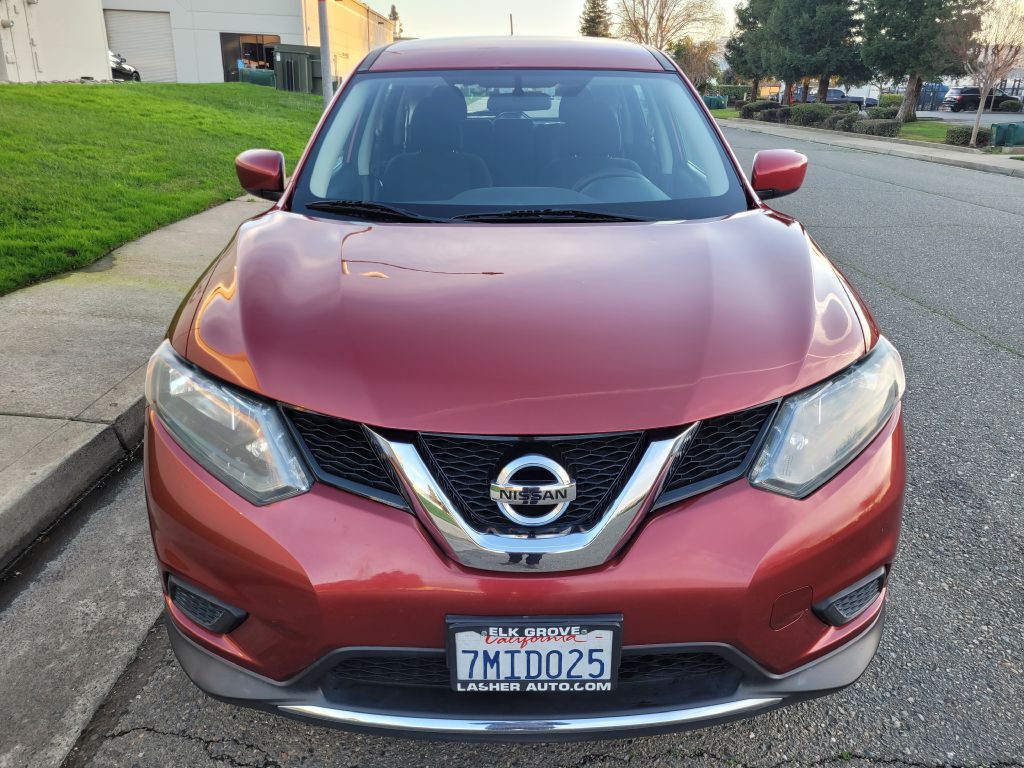 2016 Nissan Rogue Image 2
