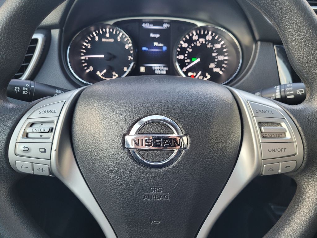 2016 Nissan Rogue Image 21