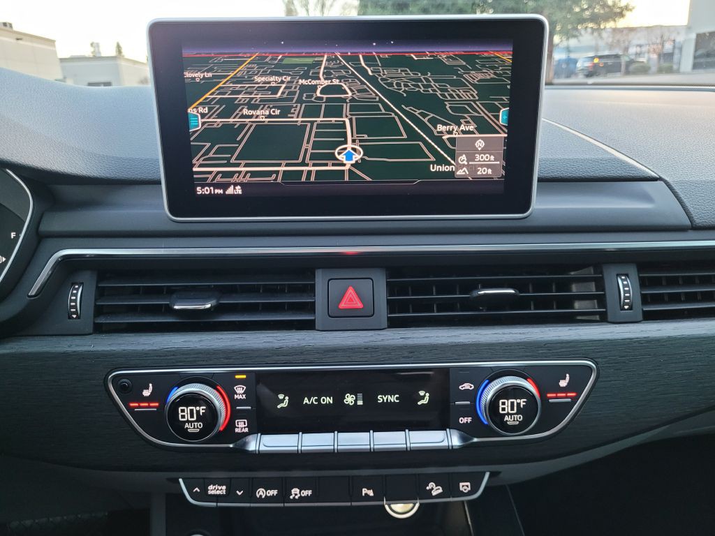 2017 Audi A4 Image 21