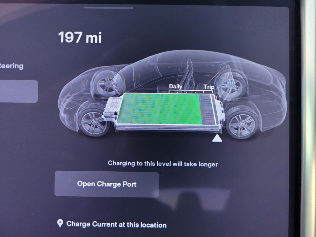 2015 Tesla Model S Image 20