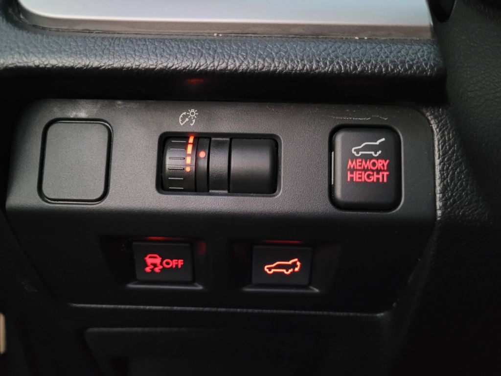 2014 Subaru Forester Image 23