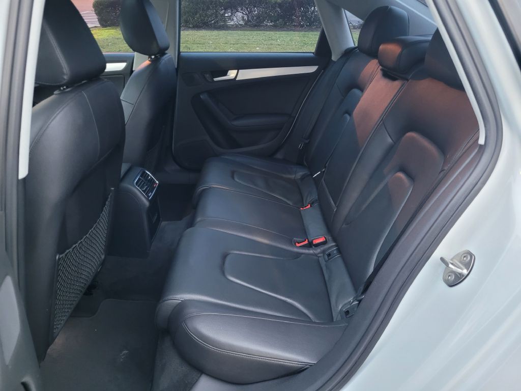 2012 Audi A4 Image 11