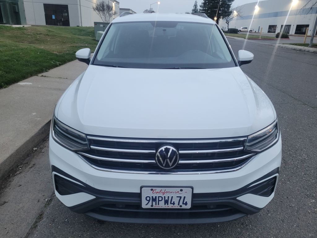 2022 Volkswagen Tiguan Image 2