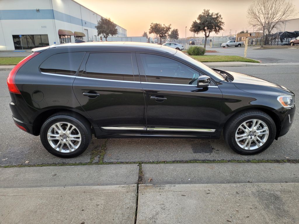 2015 Volvo XC60 Image 4