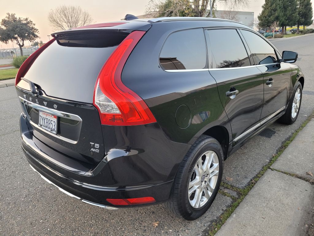 2015 Volvo XC60 Image 5