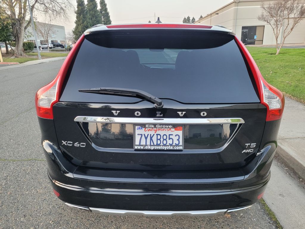 2015 Volvo XC60 Image 6