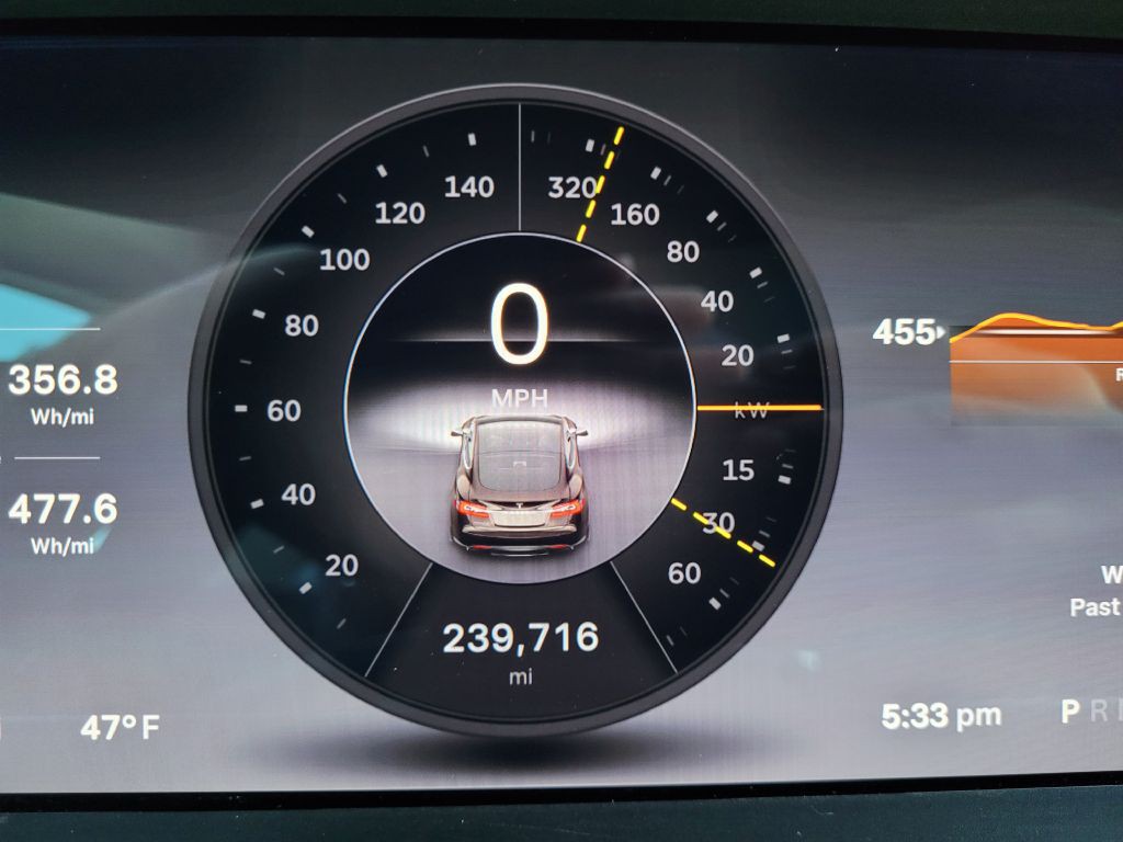 2014 Tesla Model S Image 20