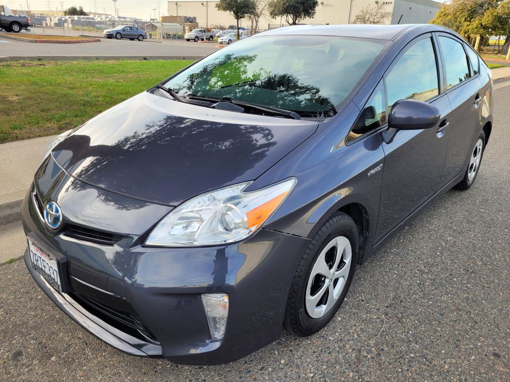 2015 Toyota Prius Image 1