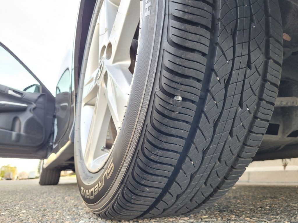 2012 Toyota Camry Image 14