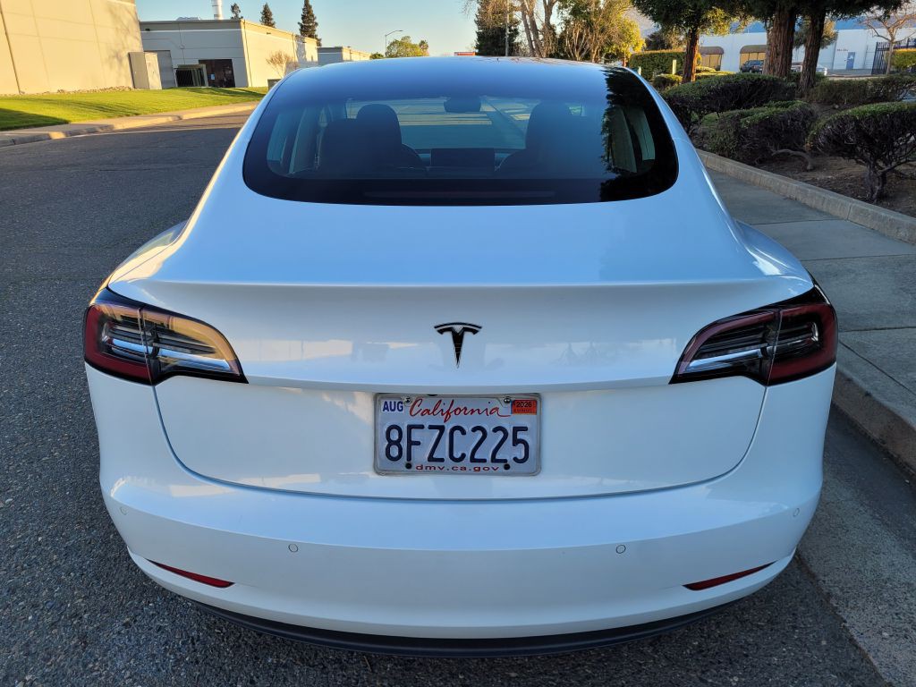 2018 Tesla Model 3 Image 6