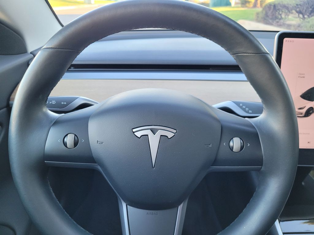 2018 Tesla Model 3 Image 16