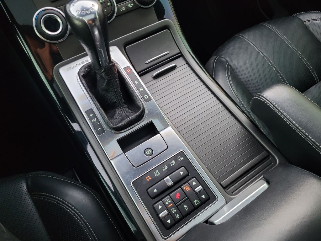 2013 Land Rover Range Rover Sport Image 19