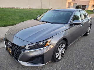 Image for 2023 Nissan Altima S ID: 7382610