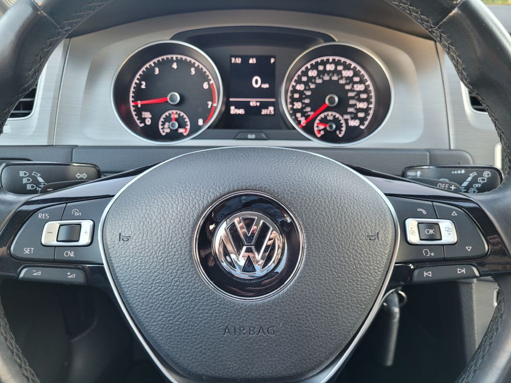 2016 Volkswagen Golf Image 19
